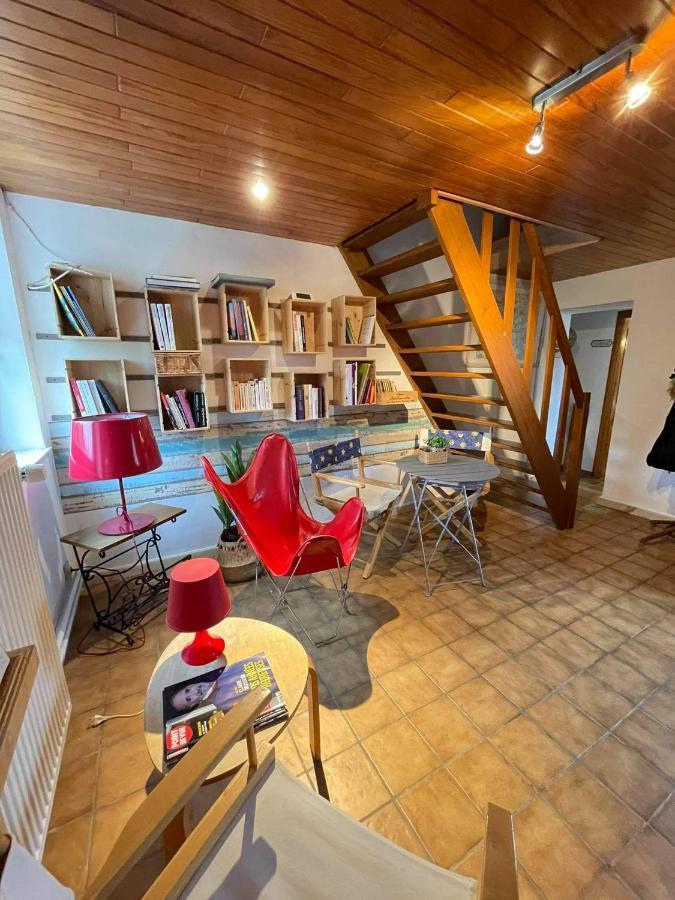 Villa Lesse En Ciel Vous Accueille Avec Plaisir . Houyet Esterno foto