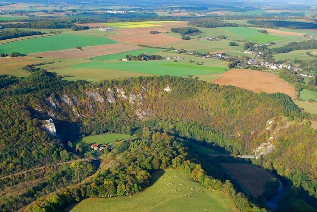Villa Lesse En Ciel Vous Accueille Avec Plaisir . Houyet Esterno foto
