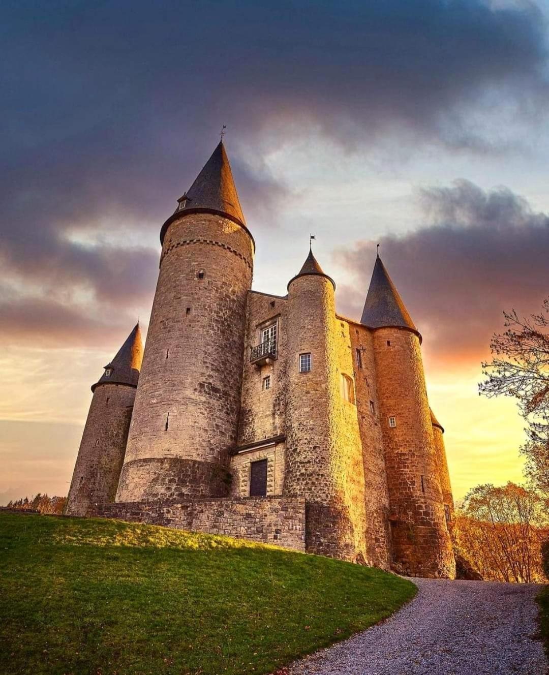 Villa Lesse En Ciel Vous Accueille Avec Plaisir . Houyet Esterno foto